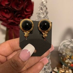 VINTAGE MONET CLIP EARRINGS GOLDTONE AND ENAMEL